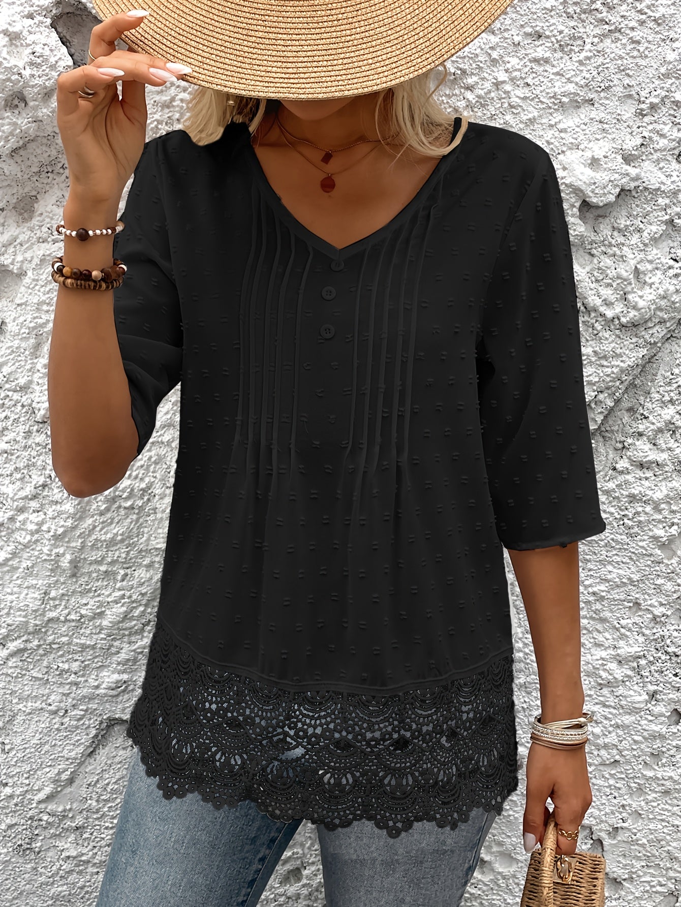 Jytte | Romantisk topp med blondekant og strukturdetaljer