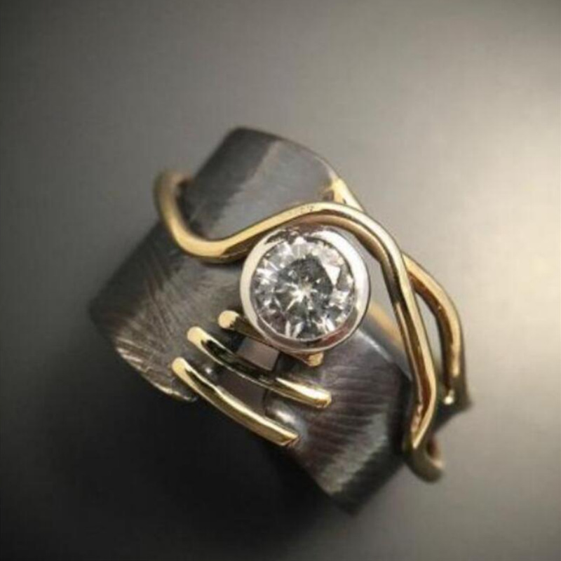 Antonina – Vintage Mørk Sølv Zirconia Ring