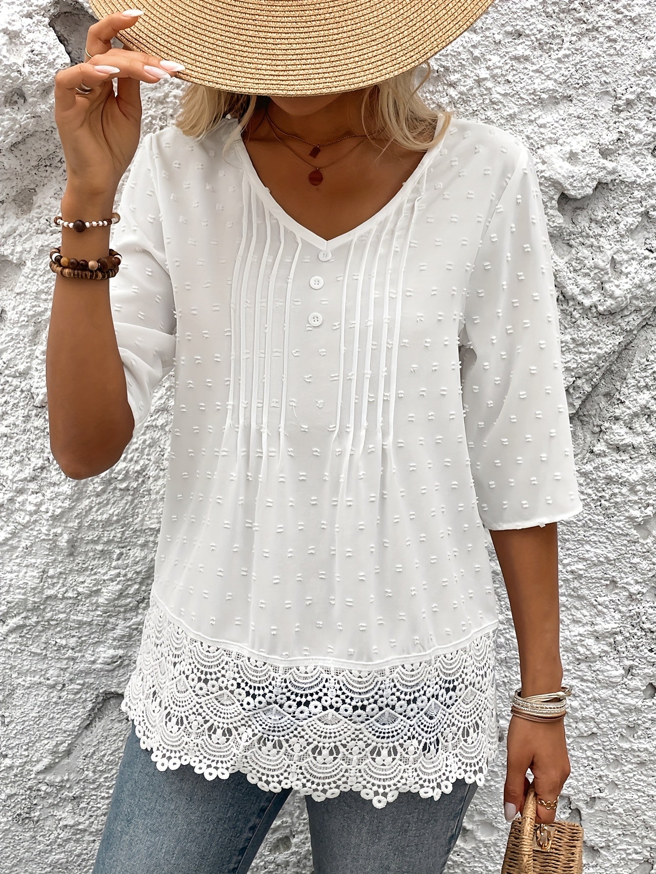 Jytte | Romantisk topp med blondekant og strukturdetaljer