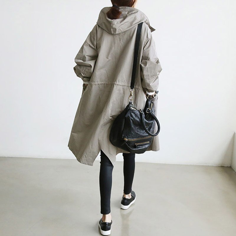 Isa | Elegant trenchcoat