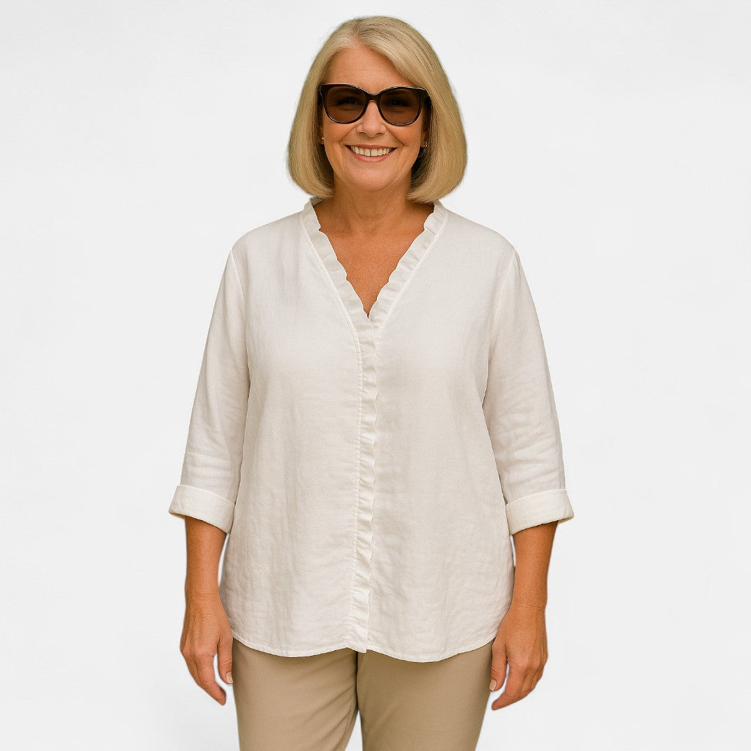 Gullbjørg™ | Koselig Ruffle Bluse