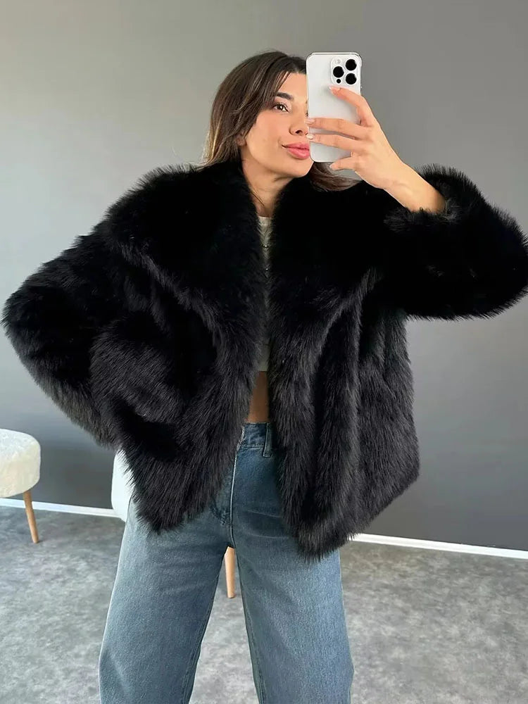 Freya - Faux fur jakke