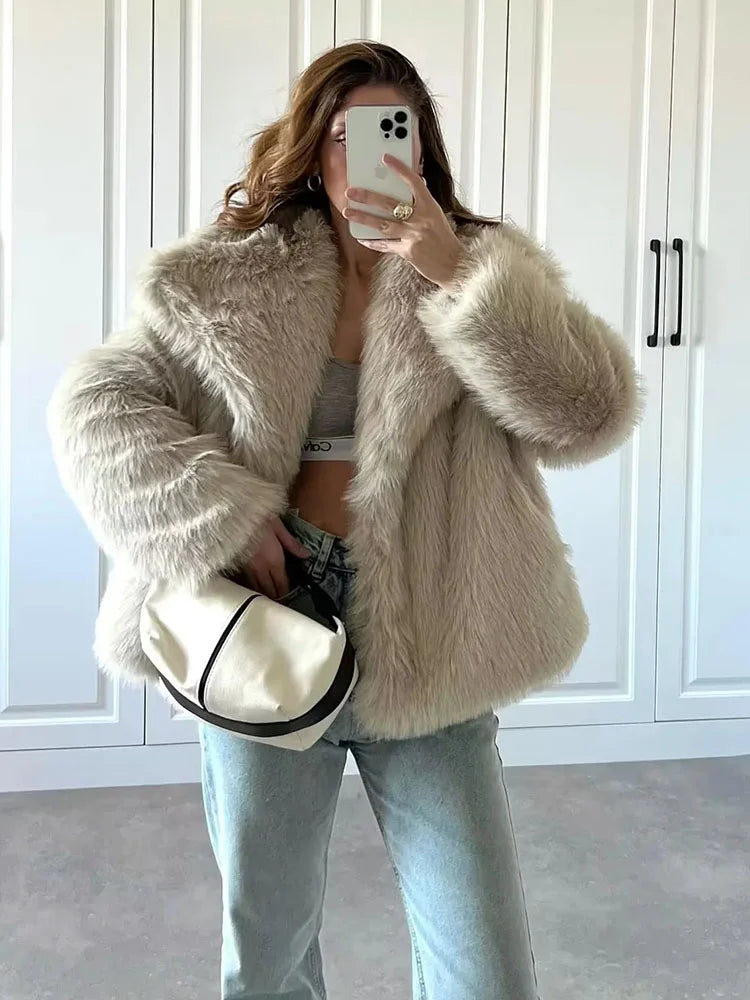 Freya - Faux fur jakke