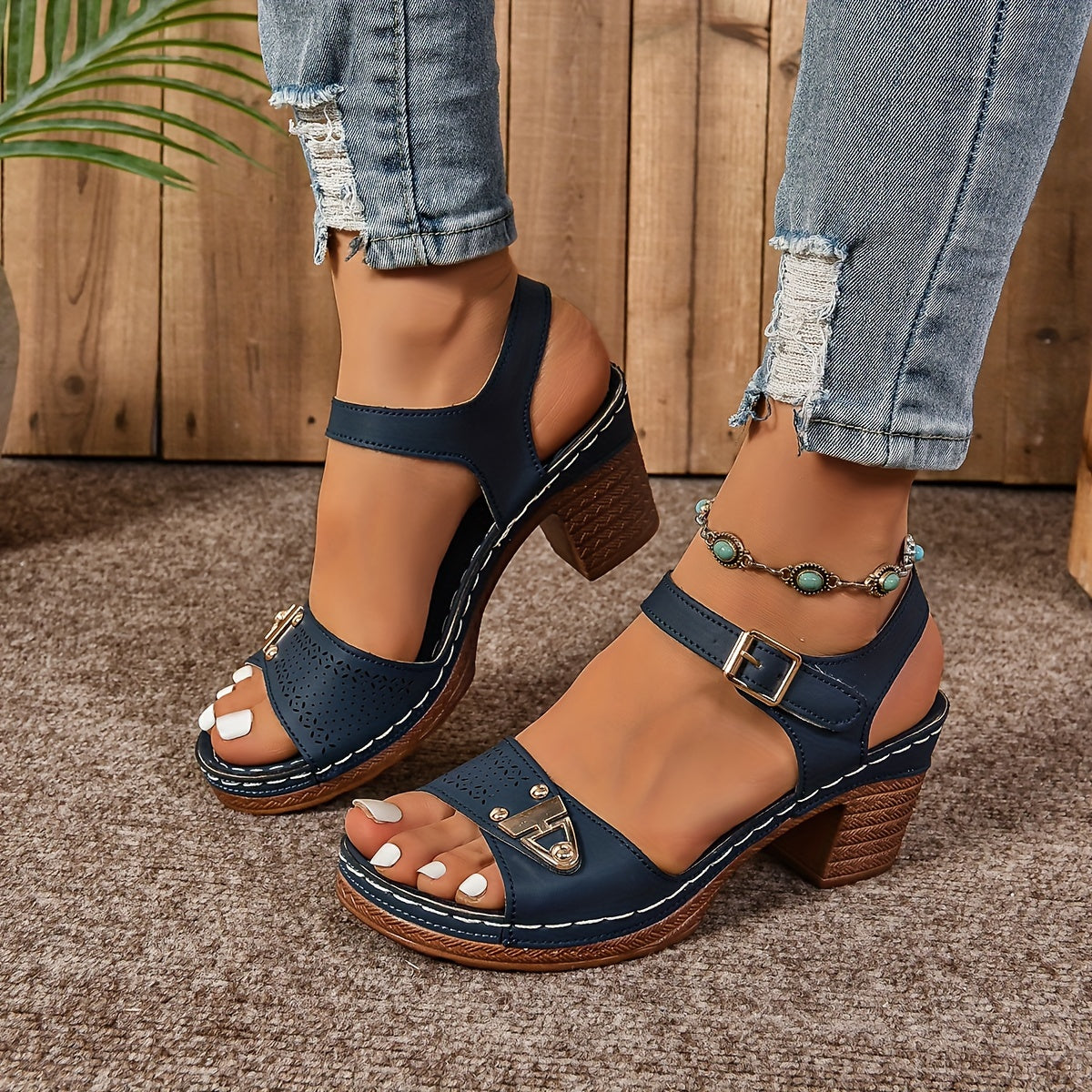 Adelina Komfort Spenne Sandaler