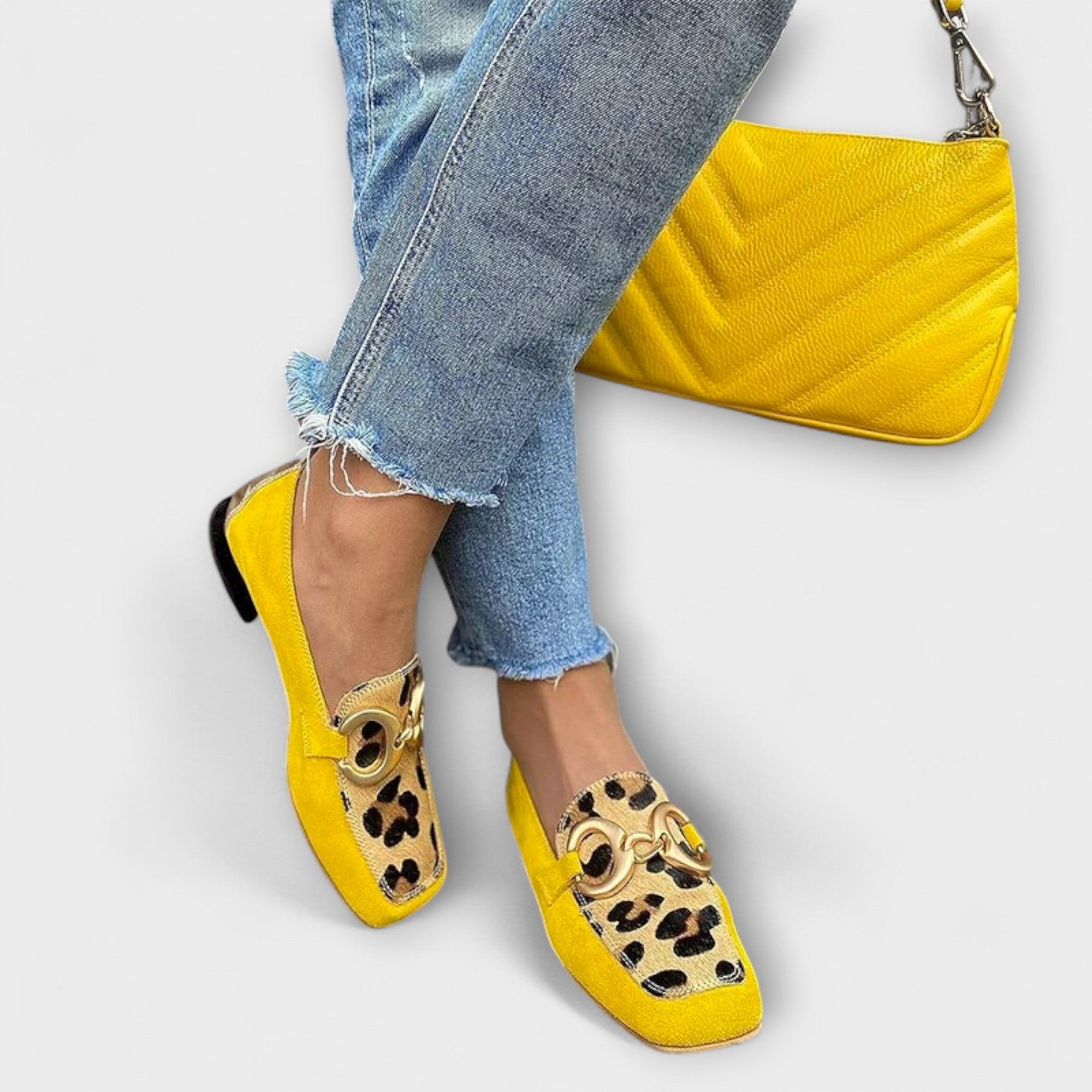 Zara | Loafers i gult med leoparddetaljer