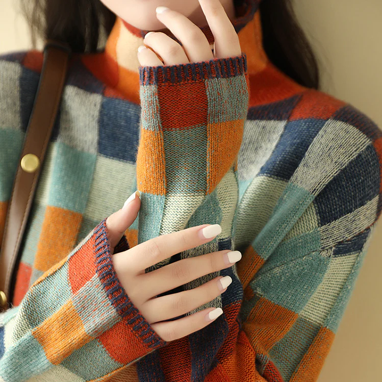 Julia | Luksuriøs Patchwork Turtleneck