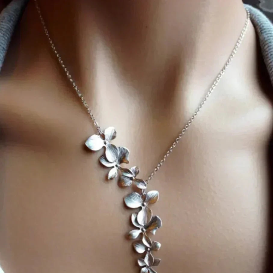 Ellie - Vintage Sølv Blomsterhalskjede